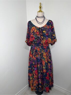 Women’s Floral Midi Dress - Multicolor